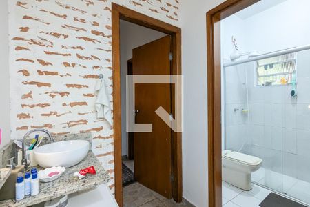 Casa à venda com 982m², 5 quartos e 4 vagas Casa à venda com 982m², 5 quartos e 4 vagasBanheiro