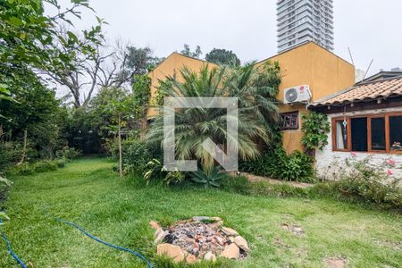 Casa à venda com 982m², 5 quartos e 4 vagas Casa à venda com 982m², 5 quartos e 4 vagasJardim