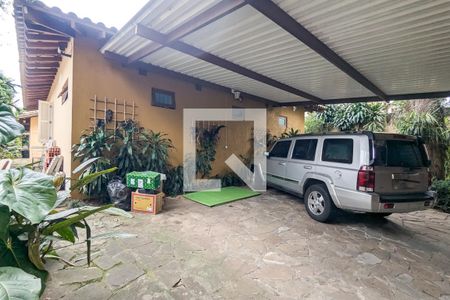 Casa à venda com 982m², 5 quartos e 4 vagas Casa à venda com 982m², 5 quartos e 4 vagasGaragem