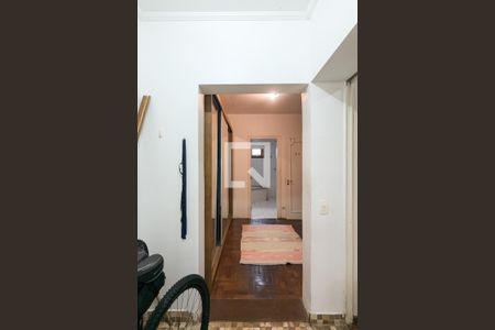 Casa à venda com 982m², 5 quartos e 4 vagas Casa à venda com 982m², 5 quartos e 4 vagasAnexo dos quartos