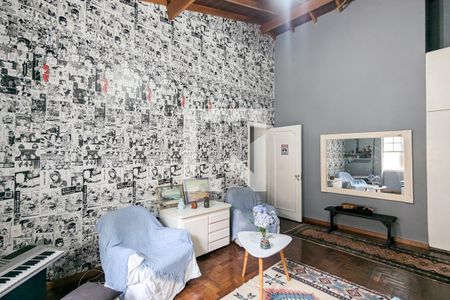 Casa à venda com 982m², 5 quartos e 4 vagas Casa à venda com 982m², 5 quartos e 4 vagasQuarto 4