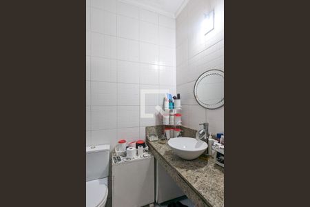 Casa à venda com 982m², 5 quartos e 4 vagas Casa à venda com 982m², 5 quartos e 4 vagasBanheiro da suíte 3