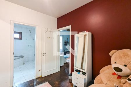 Casa à venda com 982m², 5 quartos e 4 vagas Casa à venda com 982m², 5 quartos e 4 vagasQuarto da suíte 2