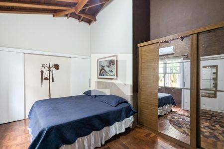 Casa à venda com 982m², 5 quartos e 4 vagas Casa à venda com 982m², 5 quartos e 4 vagasQuarto 1