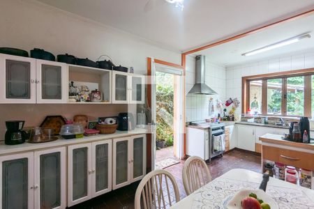 Casa à venda com 982m², 5 quartos e 4 vagas Casa à venda com 982m², 5 quartos e 4 vagasCozinha principal