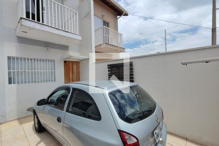Casa à venda com 112m², 2 quartos e 2 vagasQuintal - Garagem
