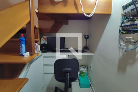 Casa à venda com 112m², 2 quartos e 2 vagasEscritório