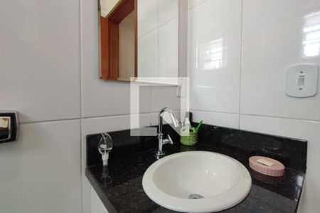 Casa à venda com 112m², 2 quartos e 2 vagasBanheiro Suíte