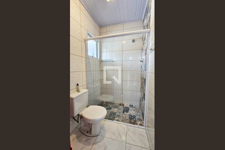 Casa para alugar com 54m², 1 quarto e 2 vagas Casa para alugar com 54m², 1 quarto e 2 vagasBanheiro 1