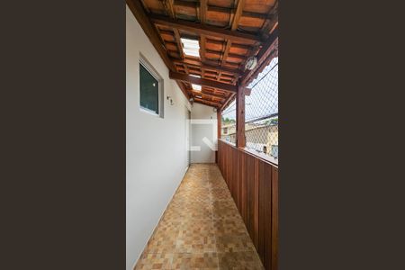 Casa para alugar com 54m², 1 quarto e 2 vagas Casa para alugar com 54m², 1 quarto e 2 vagasVaranda