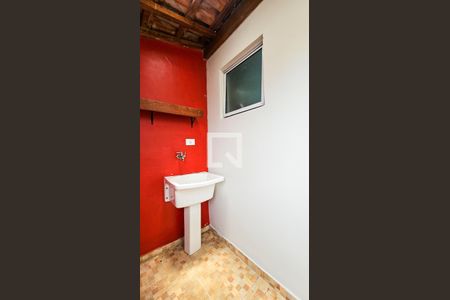 Casa para alugar com 54m², 1 quarto e 2 vagas Casa para alugar com 54m², 1 quarto e 2 vagasÁrea de Serviço