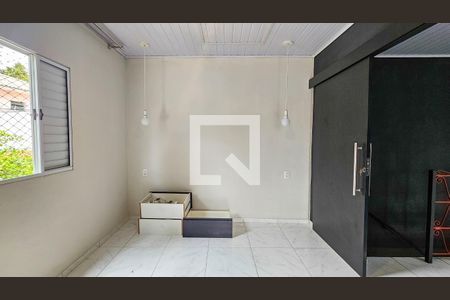 Casa para alugar com 54m², 1 quarto e 2 vagas Casa para alugar com 54m², 1 quarto e 2 vagasQuarto 2