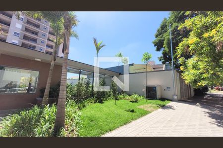 Apartamento à venda com 59m², 2 quartos e 2 vagasFachada e portaria