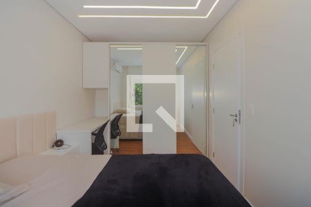 Quarto de apartamento à venda com 1 quarto, 46m² em São João, Porto Alegre