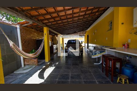 Casa de condomínio para alugar com 262m², 2 quartos e 4 vagasQuintal