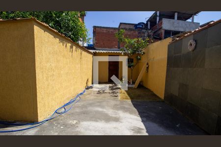 Casa de condomínio para alugar com 262m², 2 quartos e 4 vagasQuintal