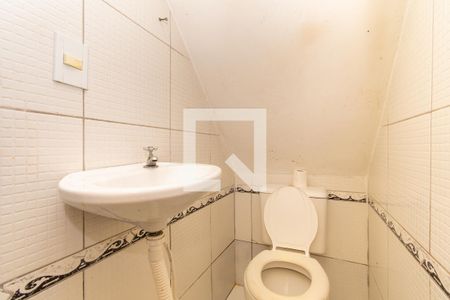 Casa à venda com 300m², 5 quartos e 1 vaga Casa à venda com 300m², 5 quartos e 1 vagaLavabo