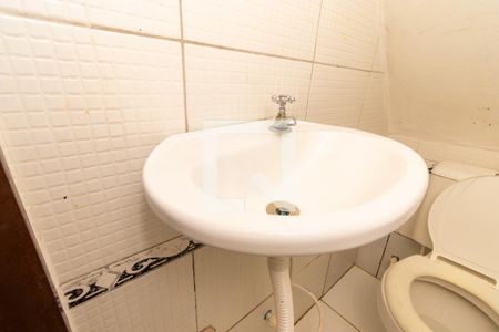 Casa à venda com 300m², 5 quartos e 1 vaga Casa à venda com 300m², 5 quartos e 1 vagaLavabo