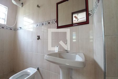 Casa à venda com 182m², 3 quartos e 4 vagasBanheiro da Suíte