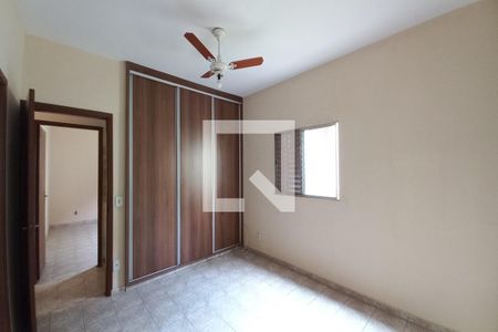 Casa à venda com 182m², 3 quartos e 4 vagasQuarto 3 - Suíte