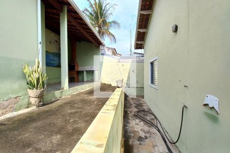 Casa à venda com 182m², 3 quartos e 4 vagasQuintal