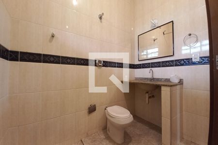 Casa à venda com 182m², 3 quartos e 4 vagasBanheiro