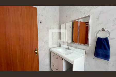 Apartamento à venda com 100m², 2 quartos e sem vagaBanheiro