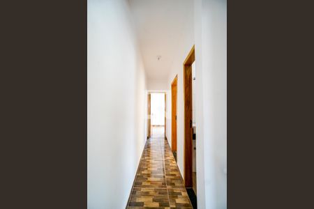 Casa à venda com 150m², 3 quartos e 4 vagasCorredor dos quartos