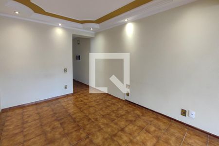 Apartamento à venda com 81m², 2 quartos e 1 vaga Apartamento à venda com 81m², 2 quartos e 1 vagaSala de Jantar