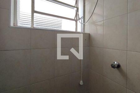 Apartamento à venda com 81m², 2 quartos e 1 vaga Apartamento à venda com 81m², 2 quartos e 1 vagaBanheiro