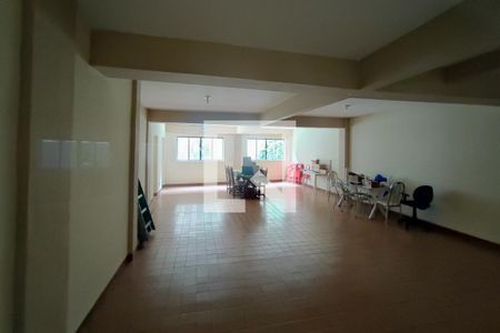Apartamento à venda com 81m², 2 quartos e 1 vaga Apartamento à venda com 81m², 2 quartos e 1 vagaÁrea comum - Salão de festas