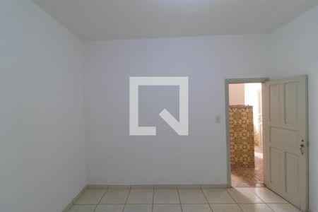 Casa à venda com 170m², 3 quartos e 2 vagas Casa à venda com 170m², 3 quartos e 2 vagasQuarto 02