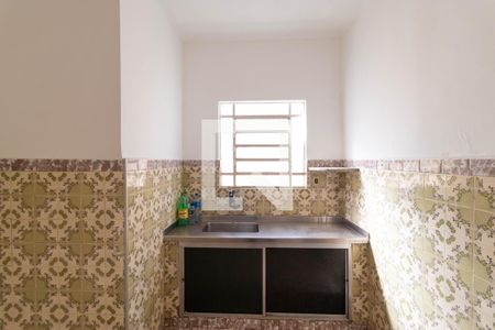 Casa à venda com 170m², 3 quartos e 2 vagas Casa à venda com 170m², 3 quartos e 2 vagasCozinha