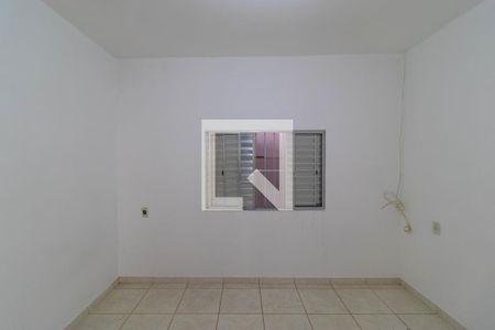 Casa à venda com 170m², 3 quartos e 2 vagas Casa à venda com 170m², 3 quartos e 2 vagasQuarto 02