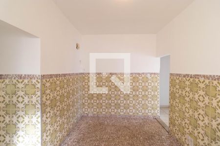 Casa à venda com 170m², 3 quartos e 2 vagas Casa à venda com 170m², 3 quartos e 2 vagasSala de Jantar