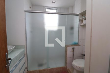 Apartamento à venda com 98m², 2 quartos e 1 vagaBanheiro da Suíte