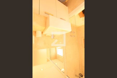 Casa de condomínio à venda com 270m², 4 quartos e 3 vagasBanheiro suíte 4