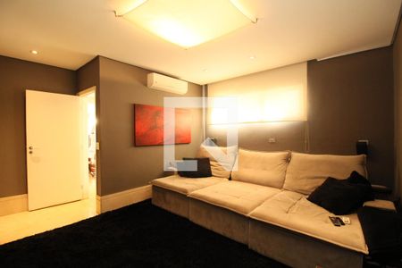 Casa de condomínio à venda com 270m², 4 quartos e 3 vagasSala 2