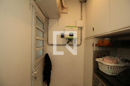 Casa de condomínio à venda com 270m², 4 quartos e 3 vagasÁrea de Serviço