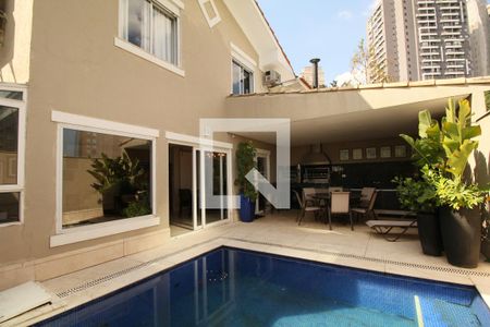 Casa de condomínio à venda com 270m², 4 quartos e 3 vagasQuintal Gourmet/piscina 