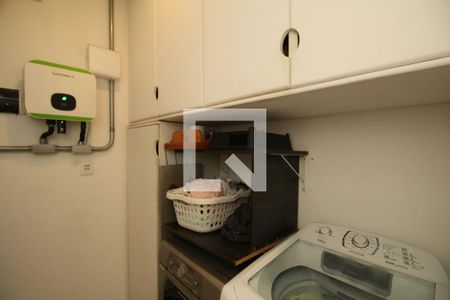 Casa de condomínio à venda com 270m², 4 quartos e 3 vagasÁrea de Serviço