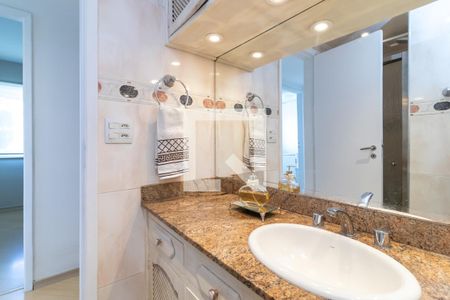 Apartamento à venda com 90m², 3 quartos e 1 vagaBanheiro 2