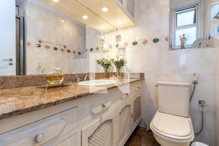 Apartamento à venda com 90m², 3 quartos e 1 vagaBanheiro 2