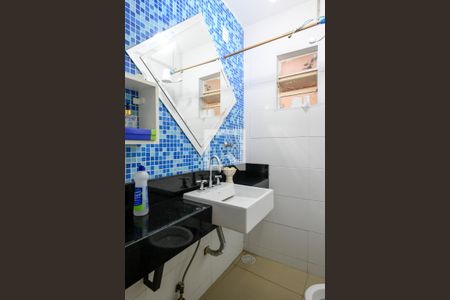 Banheiro de casa à venda com 2 quartos, 50m² em Vila Brasilio Machado, São Paulo