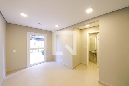 Apartamento para alugar com 37m², 2 quartos e sem vagaÁrea comum - Salão de festas