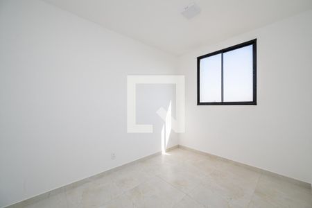 Quarto 1 de kitnet/studio à venda com 2 quartos, 40m² em Vila Mira, São Paulo