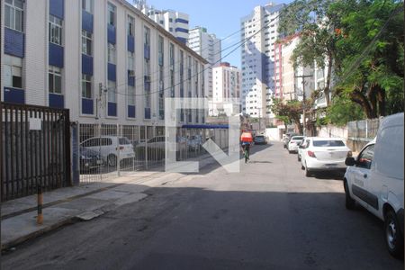Apartamento para alugar com 100m², 4 quartos e 1 vagaVista da Rua