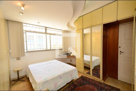 Apartamento para alugar com 290m², 5 quartos e 4 vagasQuarto4/ suite