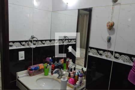 Casa de condomínio à venda com 450m², 3 quartos e 2 vagasBanheiro da Suíte 1