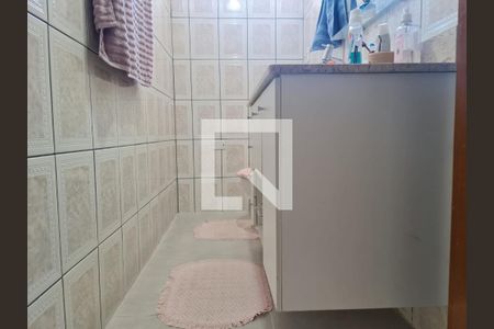 Casa à venda com 110m², 3 quartos e 2 vagas Casa à venda com 110m², 3 quartos e 2 vagasBanheiro Social